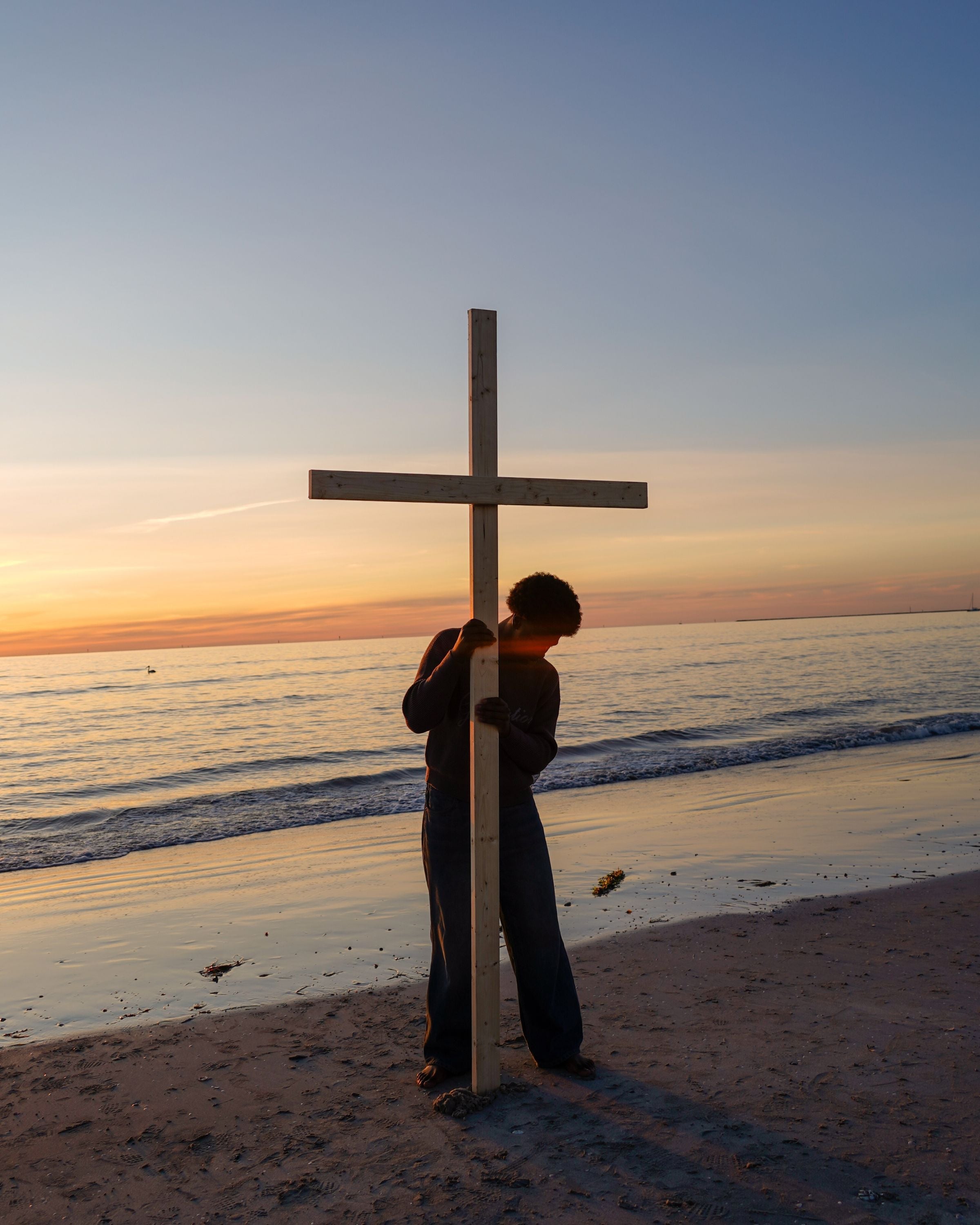 007 'CARRY YOUR CROSS'