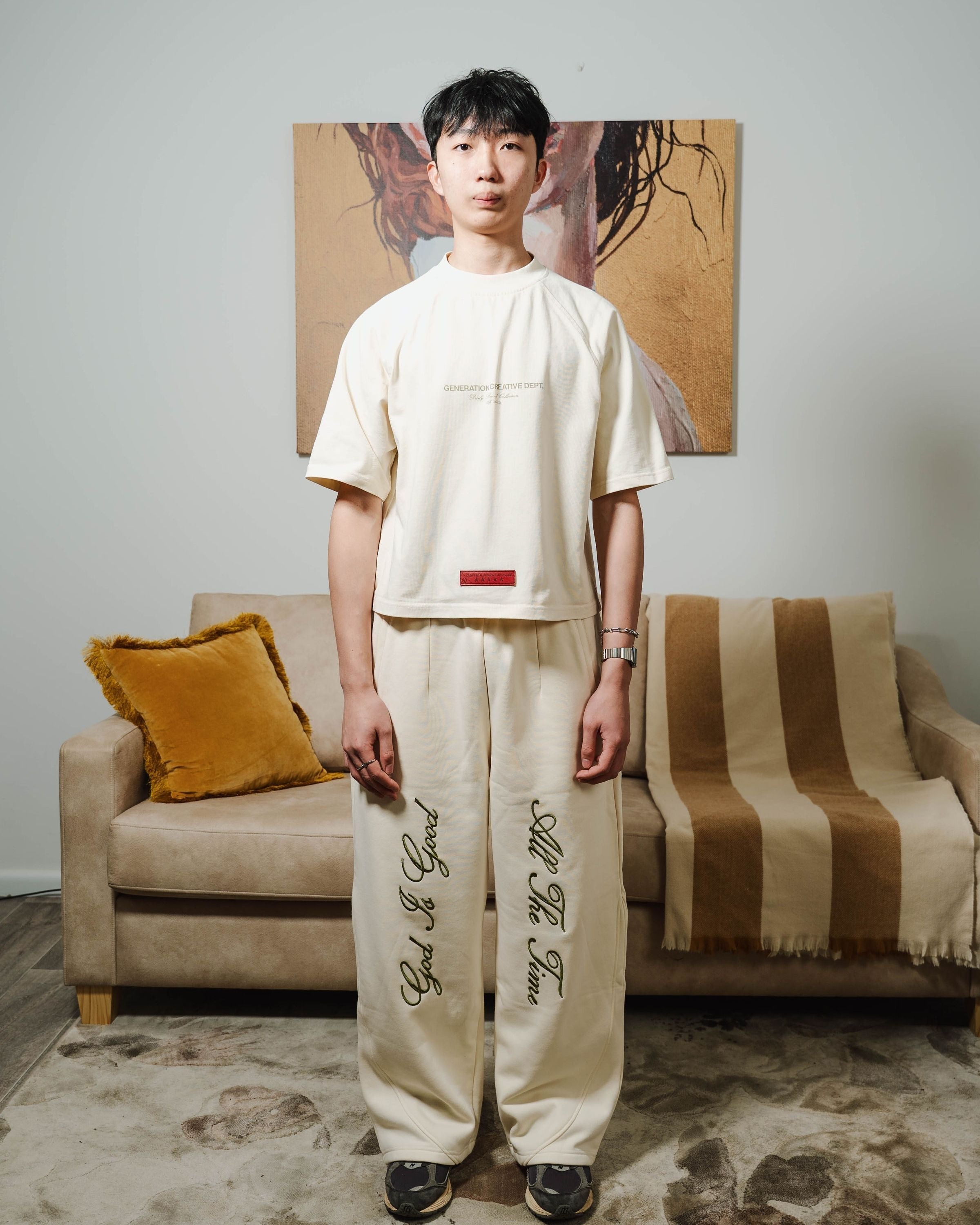 DAILY BREAD - BONE RAGLAN TEE image 4
