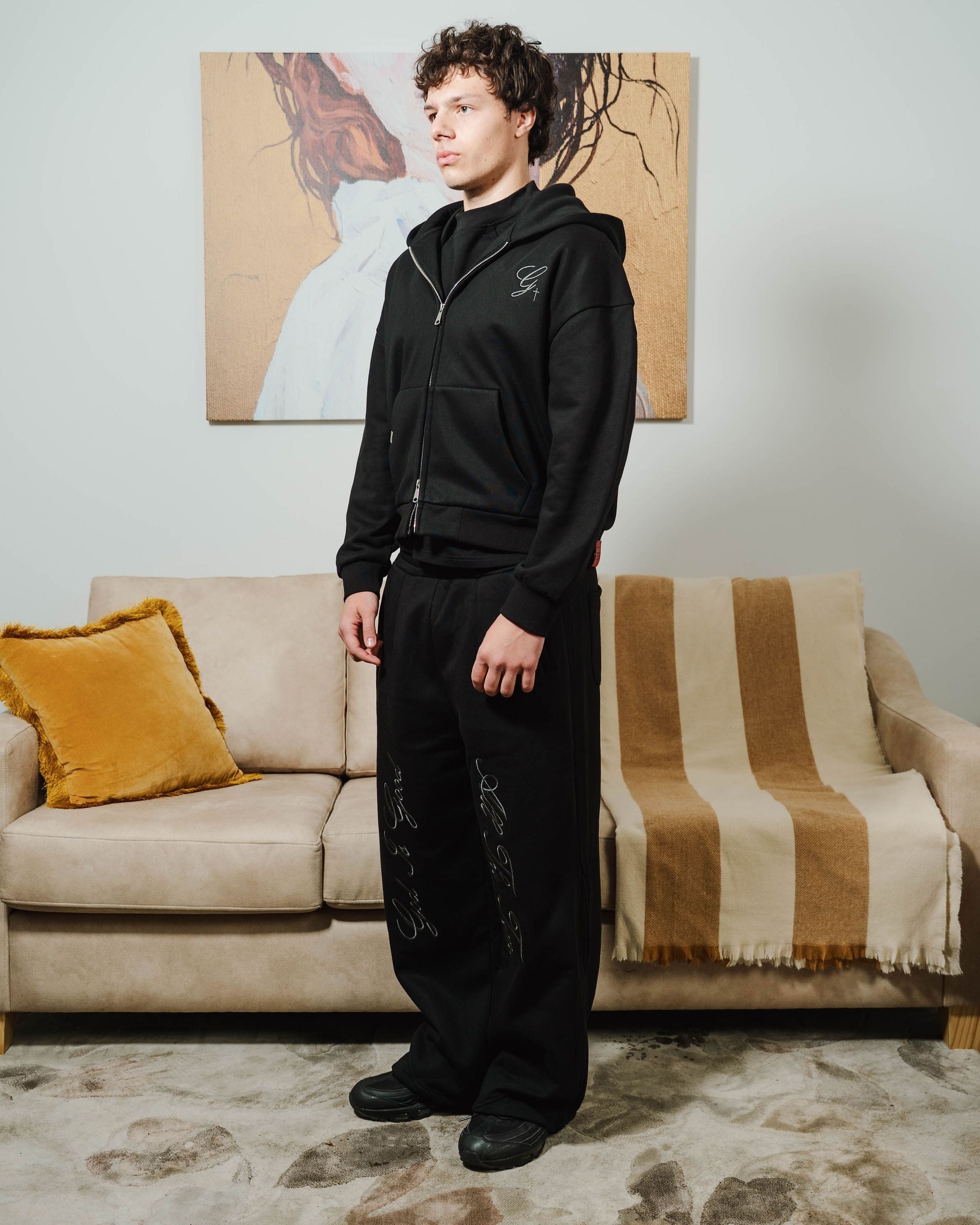 DAILY BREAD - MIDNIGHT SWEATPANTS image 4