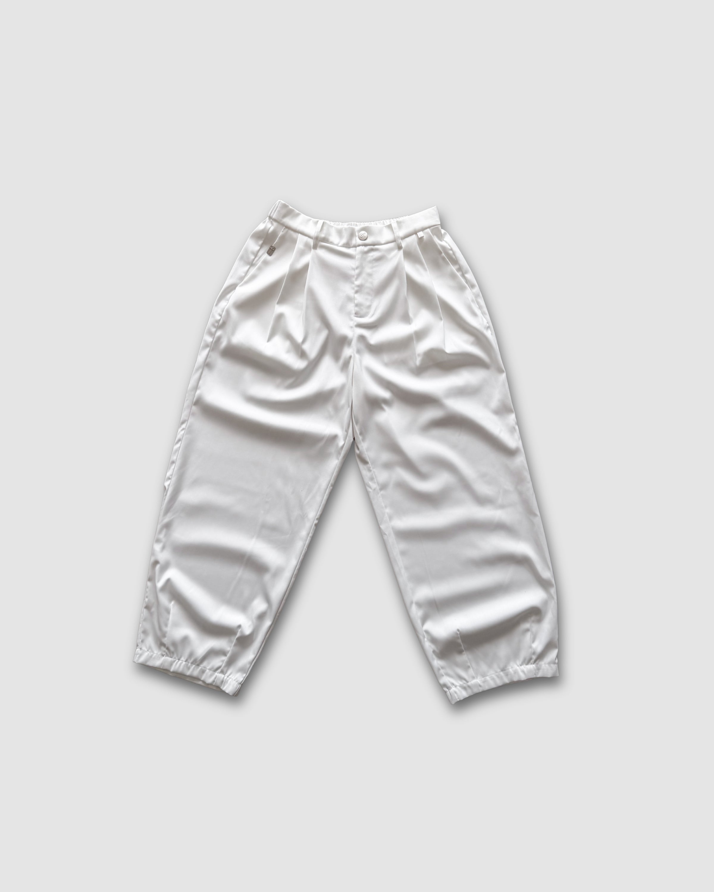 "IDENTITY" WHITE PLEATED PANTS